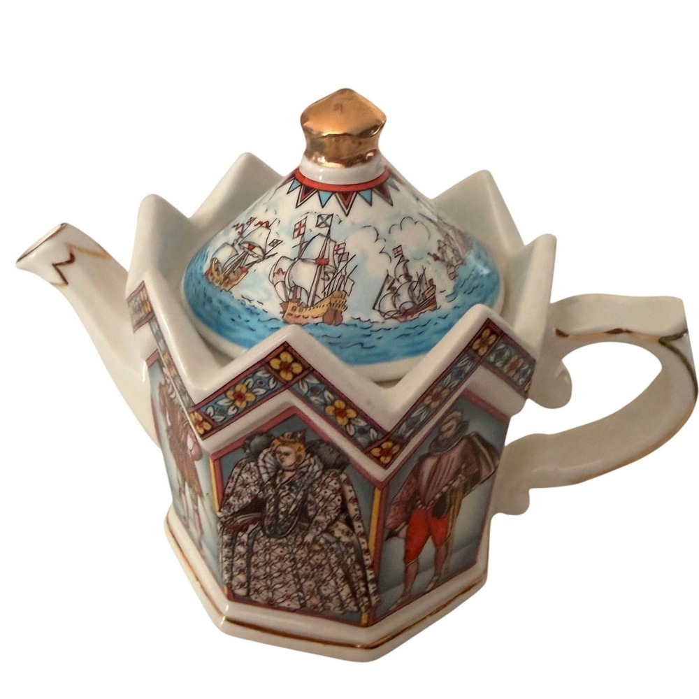 Vintage Sadler Elizabeth I Queen Of England 1558-1603 Tea Pot No Flaws Crown